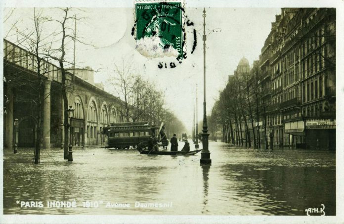 Carte postale Paris 1910