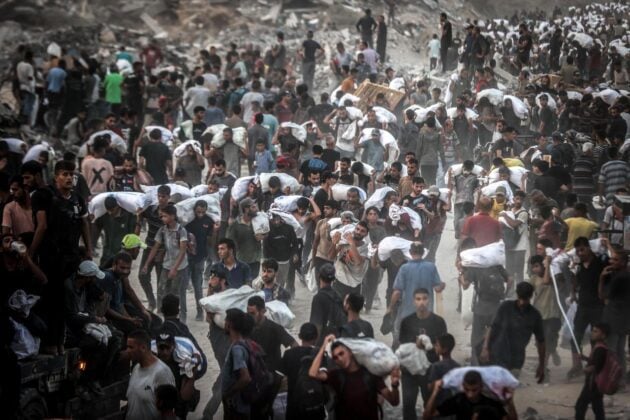Gaza crimes - Le Vent Se Lève
